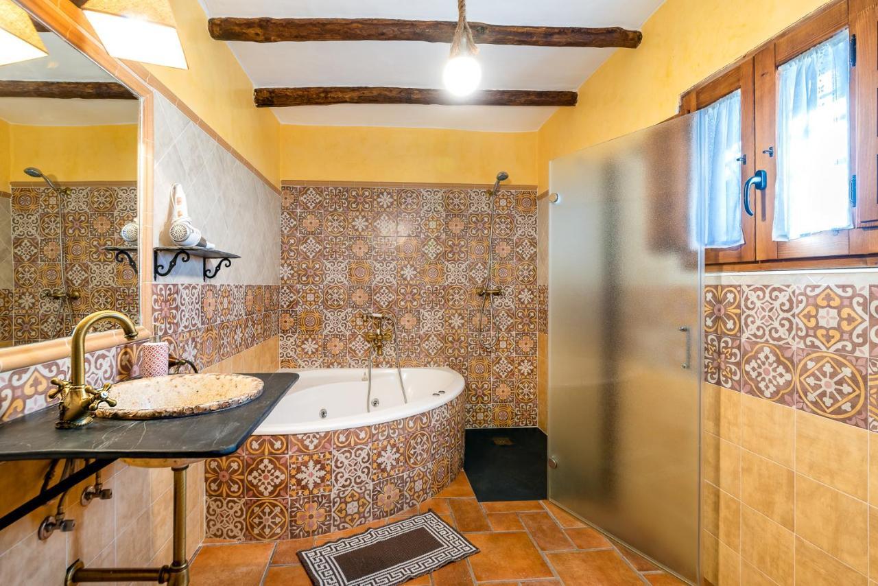 Вилла Cortijo La Loma De La Alpujarra Питрес Экстерьер фото